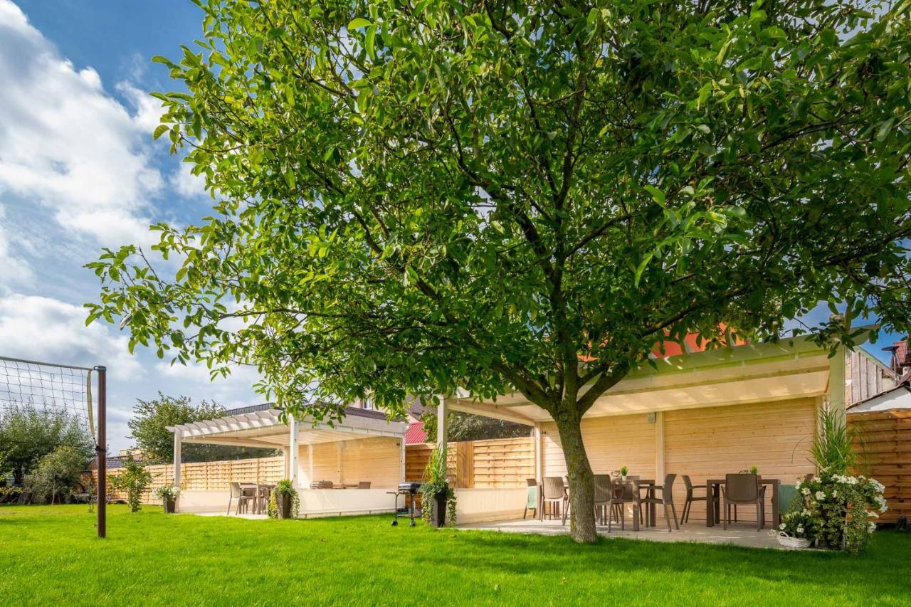 Pensjonat Marynarski - Apartamenty Darlowko Bagian luar foto