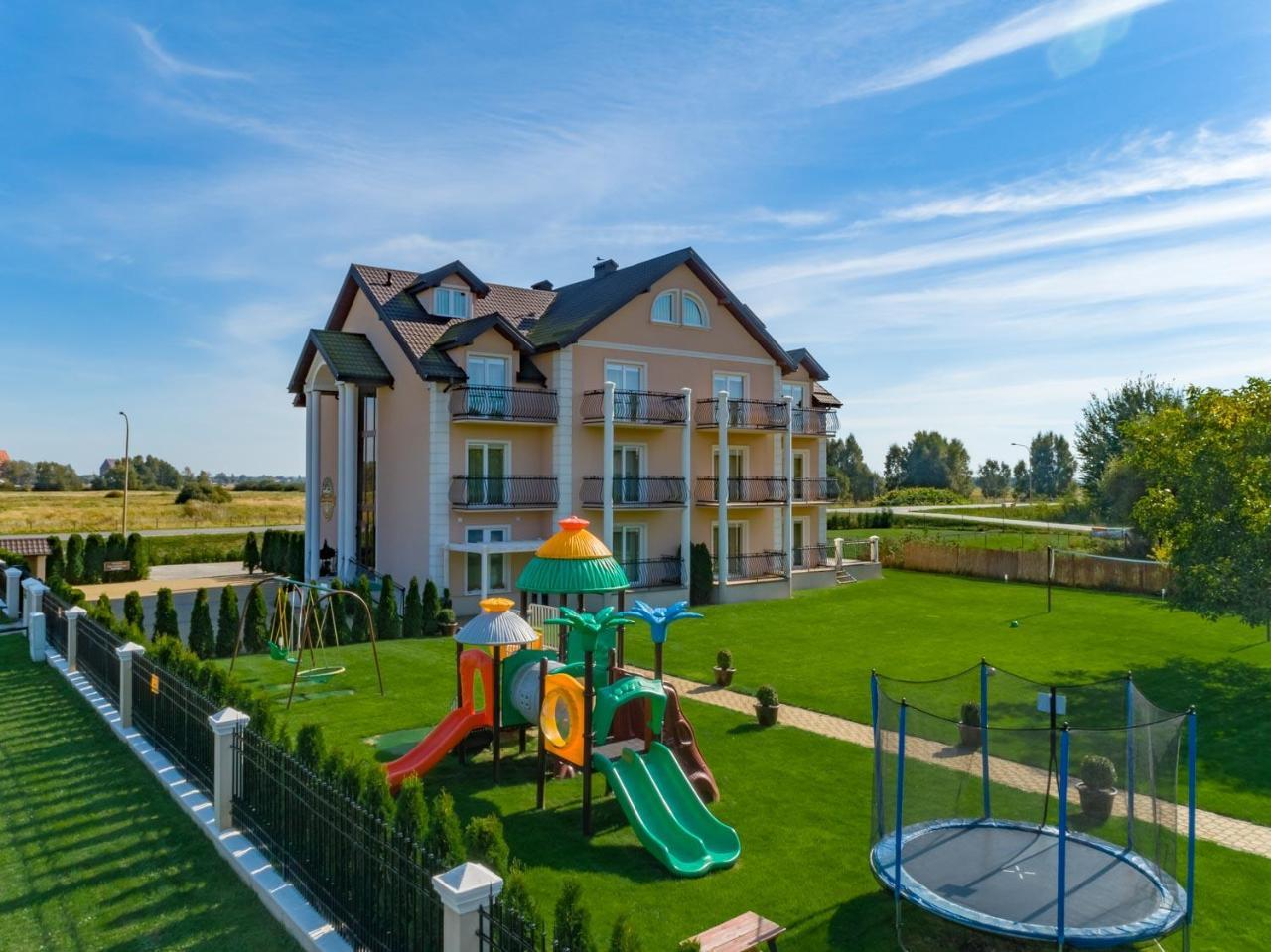 Pensjonat Marynarski - Apartamenty Darlowko Bagian luar foto