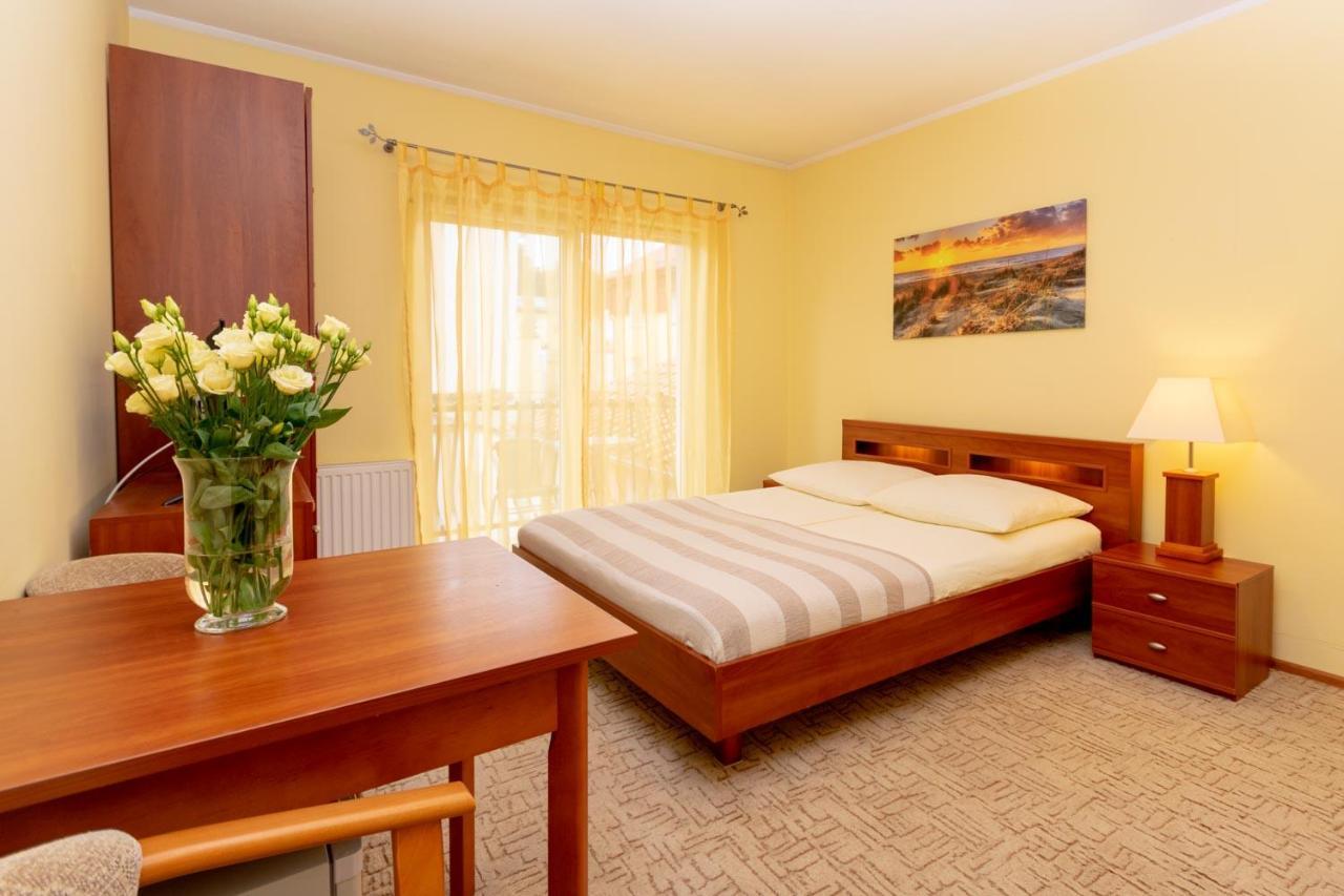 Pensjonat Marynarski - Apartamenty Darlowko Bagian luar foto